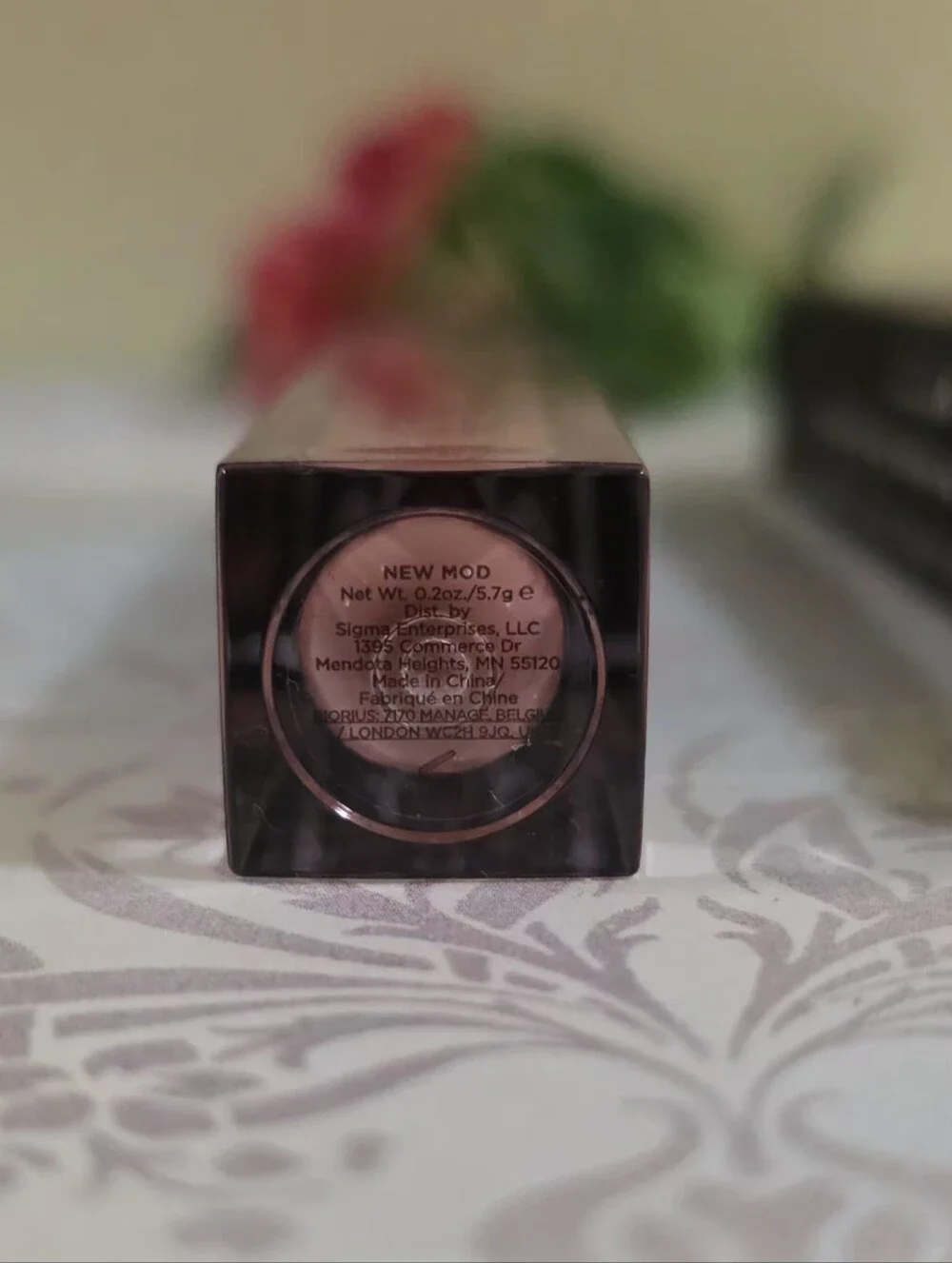 BNIB Sigma Beauty Liquid Lipstick - Warm Rose (Women Makeup)
